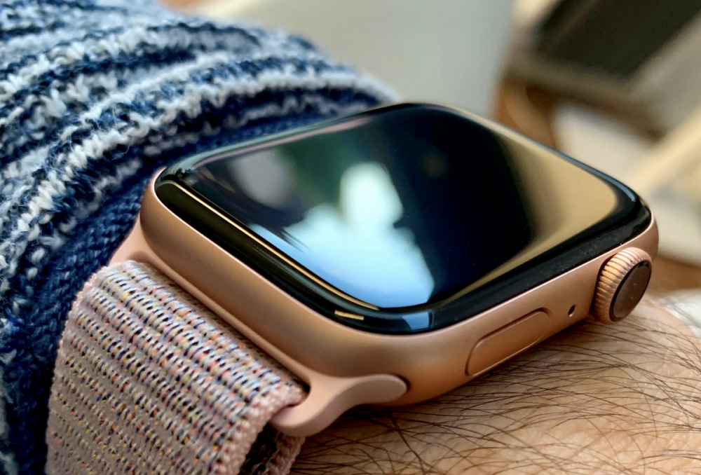 Apple Watch Series 4 class="wp-image-816899" 