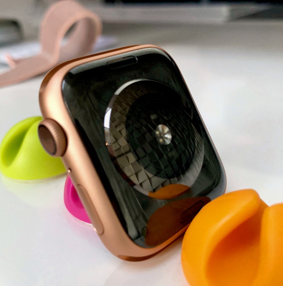 Apple Watch Series 4 class="wp-image-816902" 