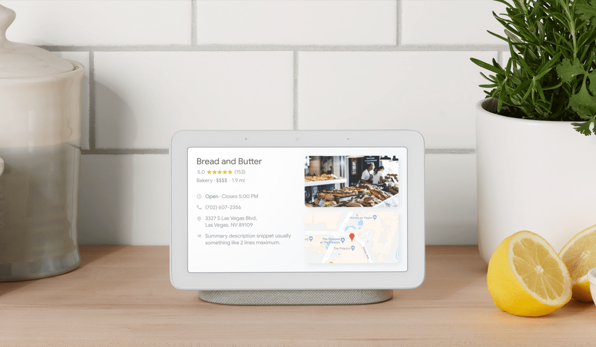 Google Home Hub to nowy inteligentny głośnik wyposażony w duży ekran class="wp-image-818108" 