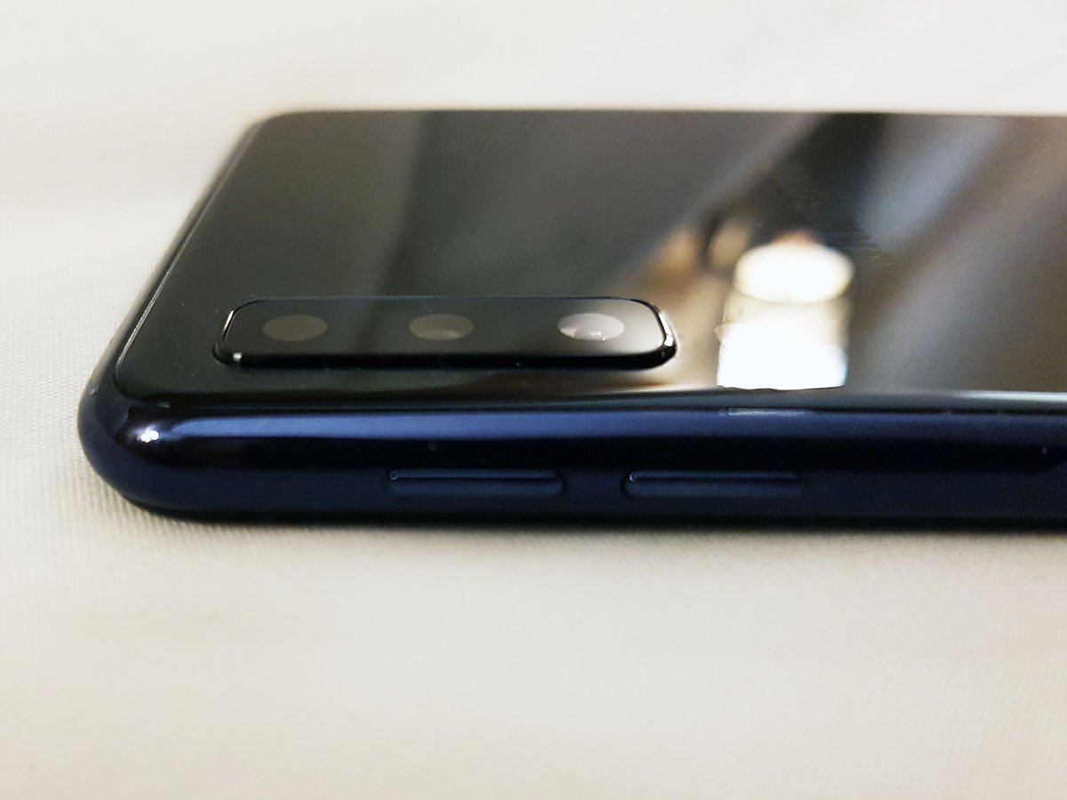 samsung galaxy a7 (2018) wrażenia class="wp-image-818741" 