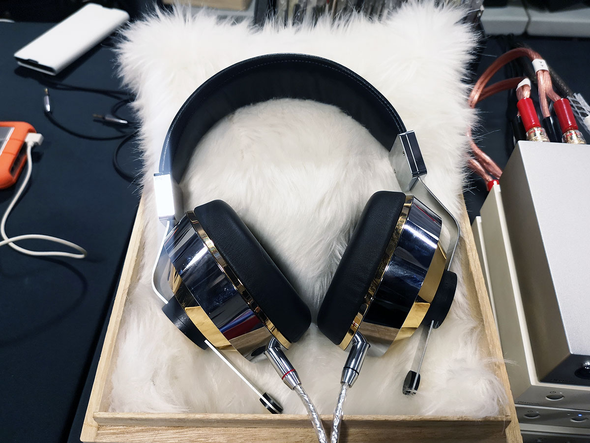 audio video show 2018 jakie słuchawki class="wp-image-840125" 