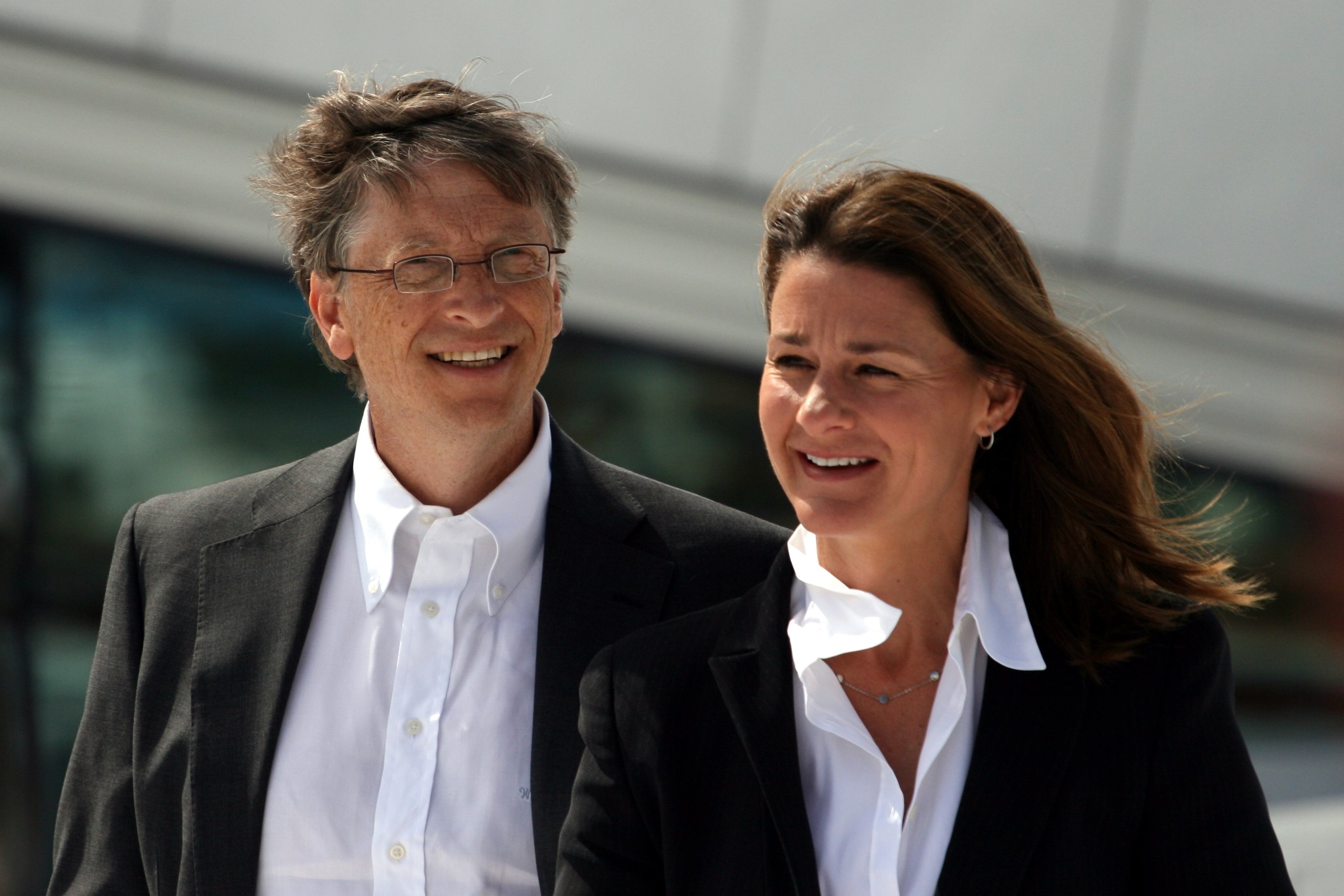 bill gates sylwetka class="wp-image-839654" 