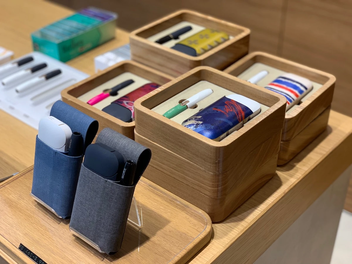 iqos brand store tokio japonia class="wp-image-832367"