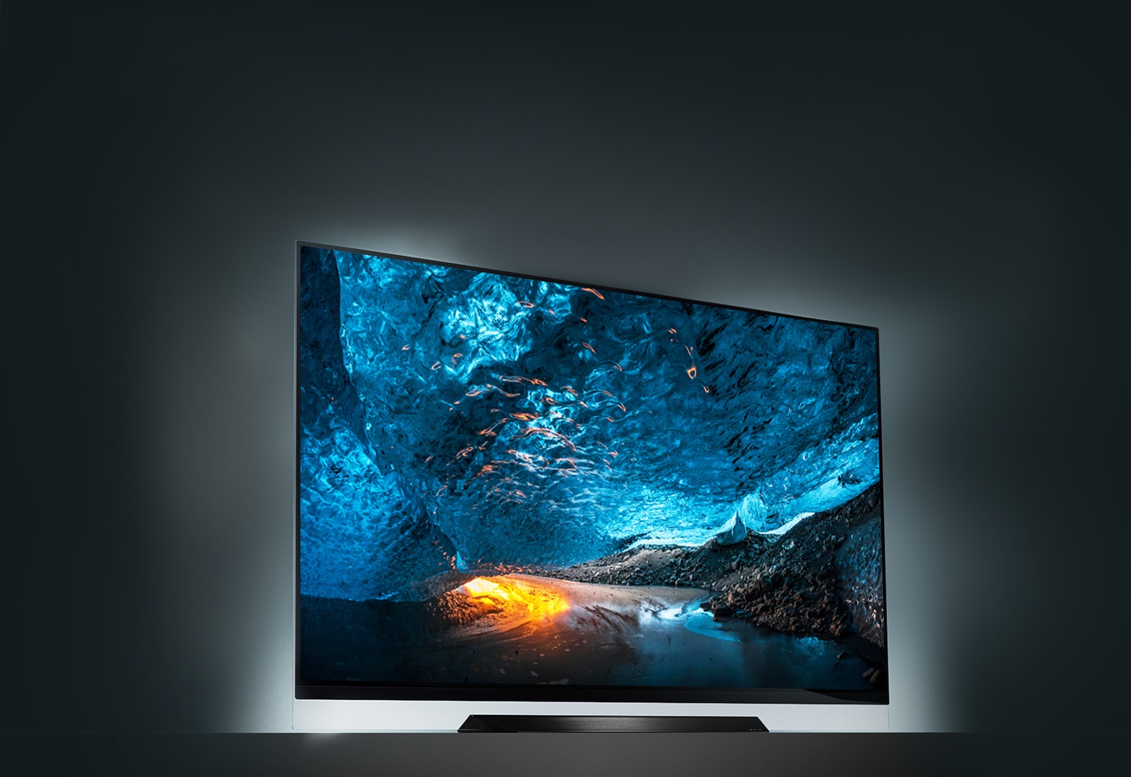 lg oled tv e8 recenzja class="wp-image-846611" 
