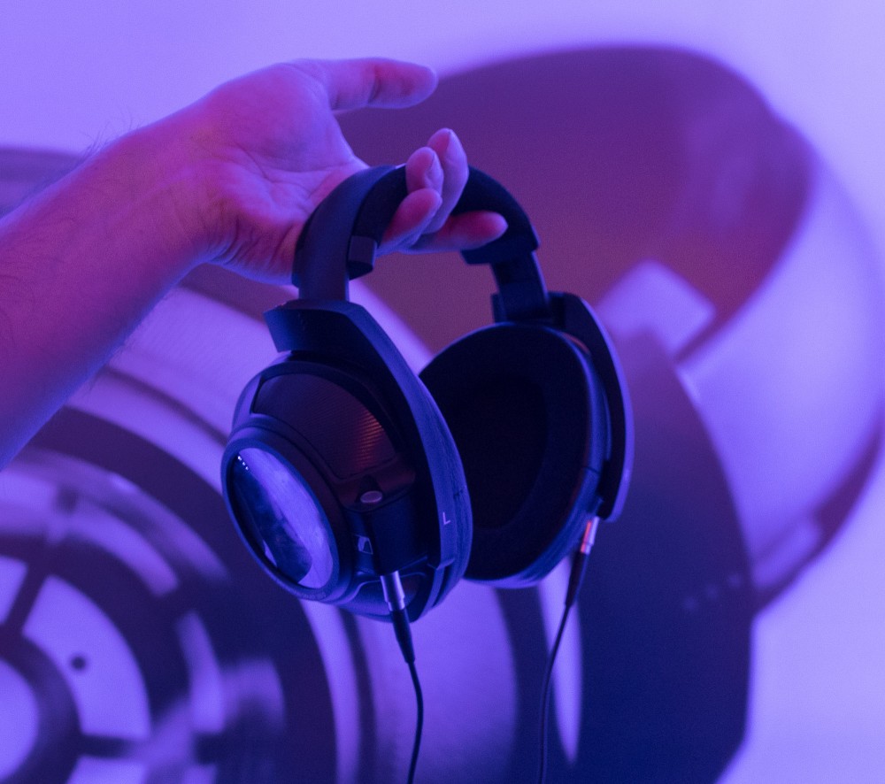 sennheiser hd820 class="wp-image-840656" title="Sennheiser HD820 - jak to brzmi?" 