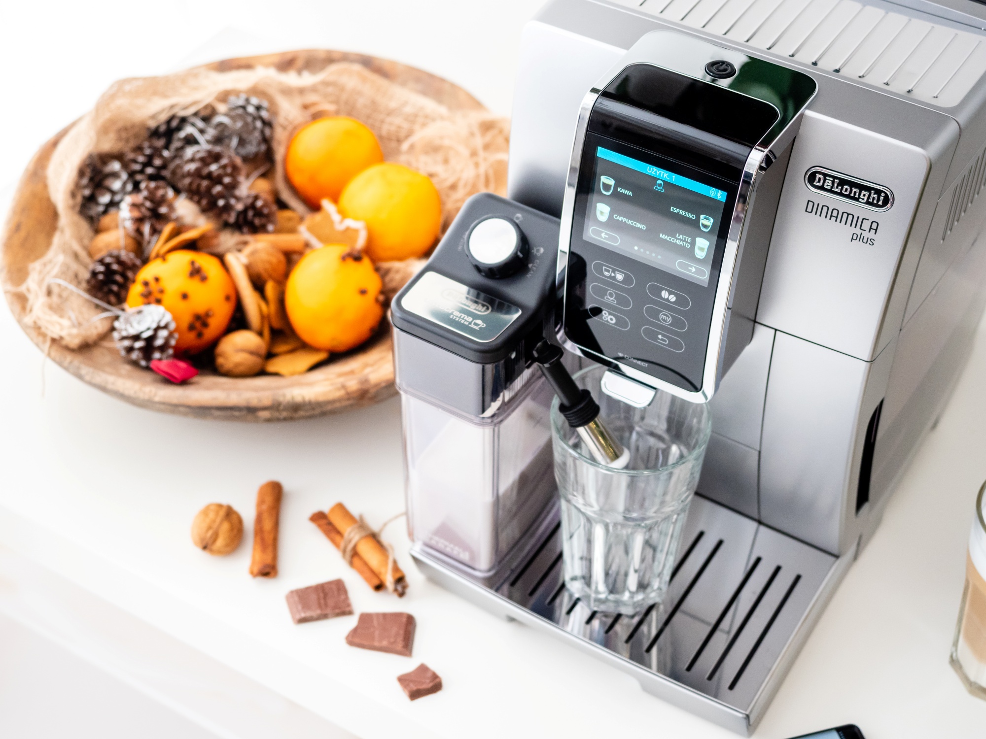 DeLonghi Dinamica Plus - jaki ekspres do kawy wybrać class="wp-image-855785" 