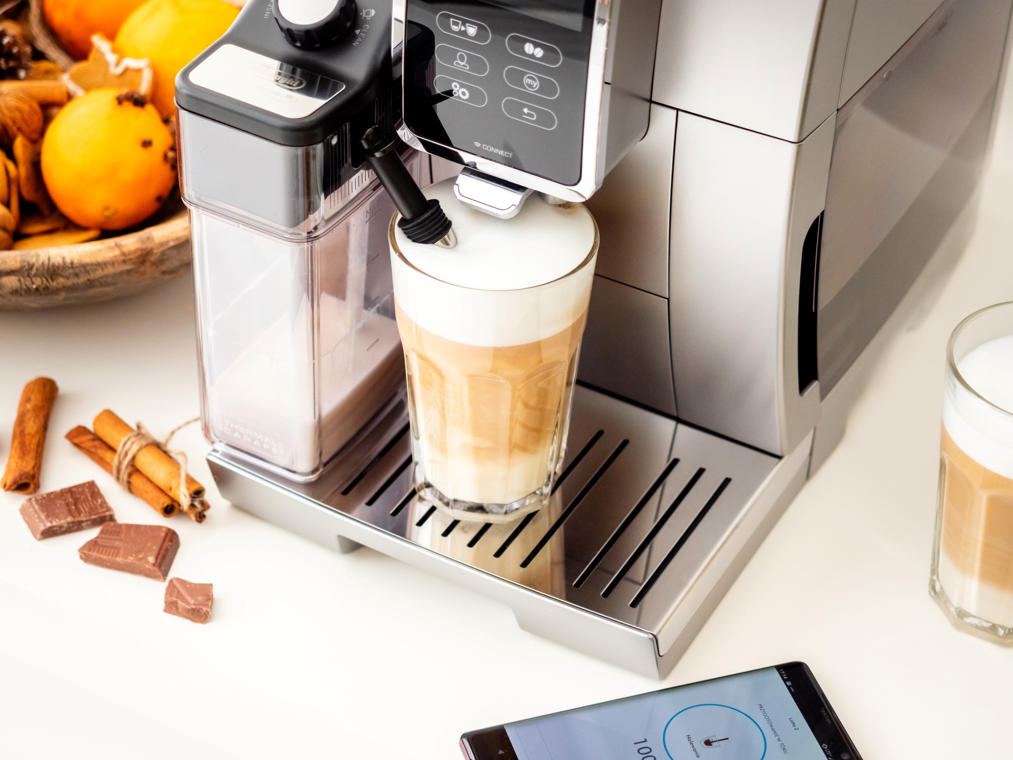 DeLonghi Dinamica Plus - jaki ekspres do kawy wybrać class="wp-image-855797" 