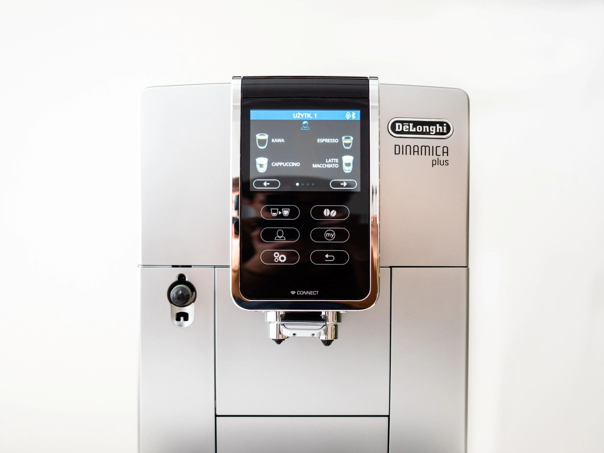 DeLonghi Dinamica Plus - jaki ekspres do kawy wybrać class="wp-image-855740"
