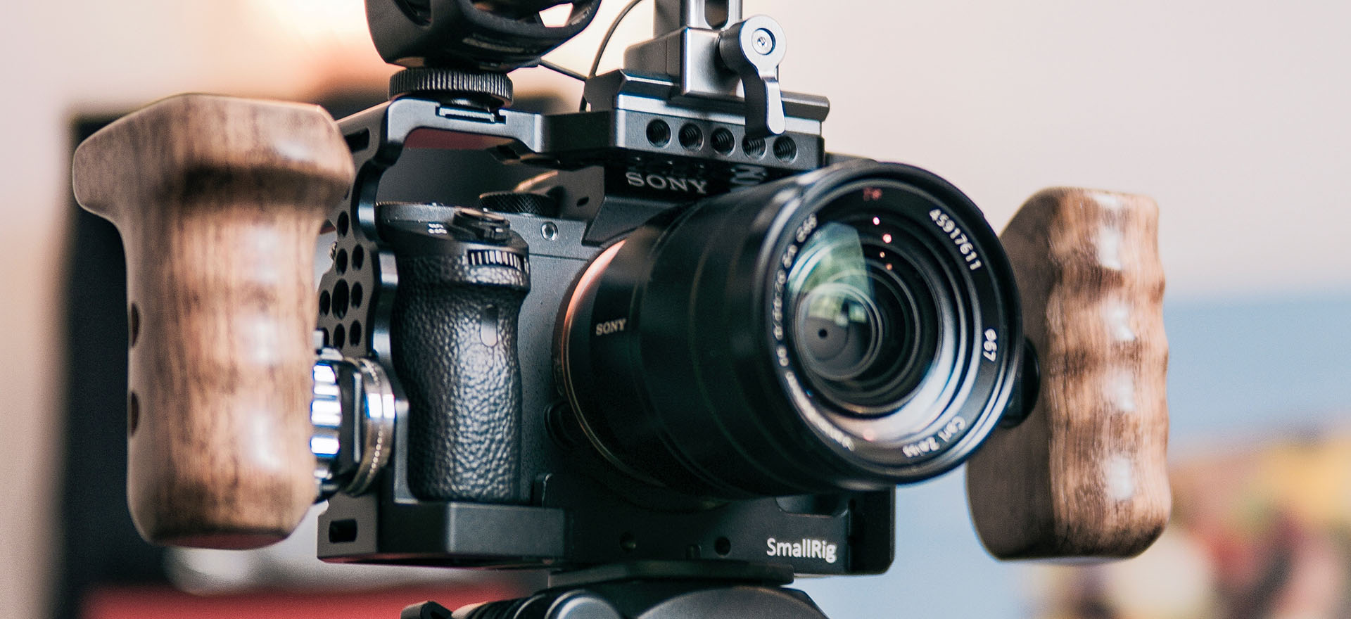 Sony A7S III, Photo by lucas Favre on Unsplash class="wp-image-849467" 