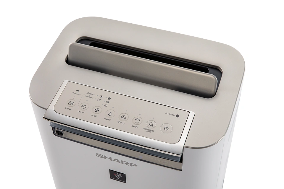 Jaki oczyszczacz powietrza warto kupić? Polecam model Sharp KC-G60EUW class="wp-image-865726" 