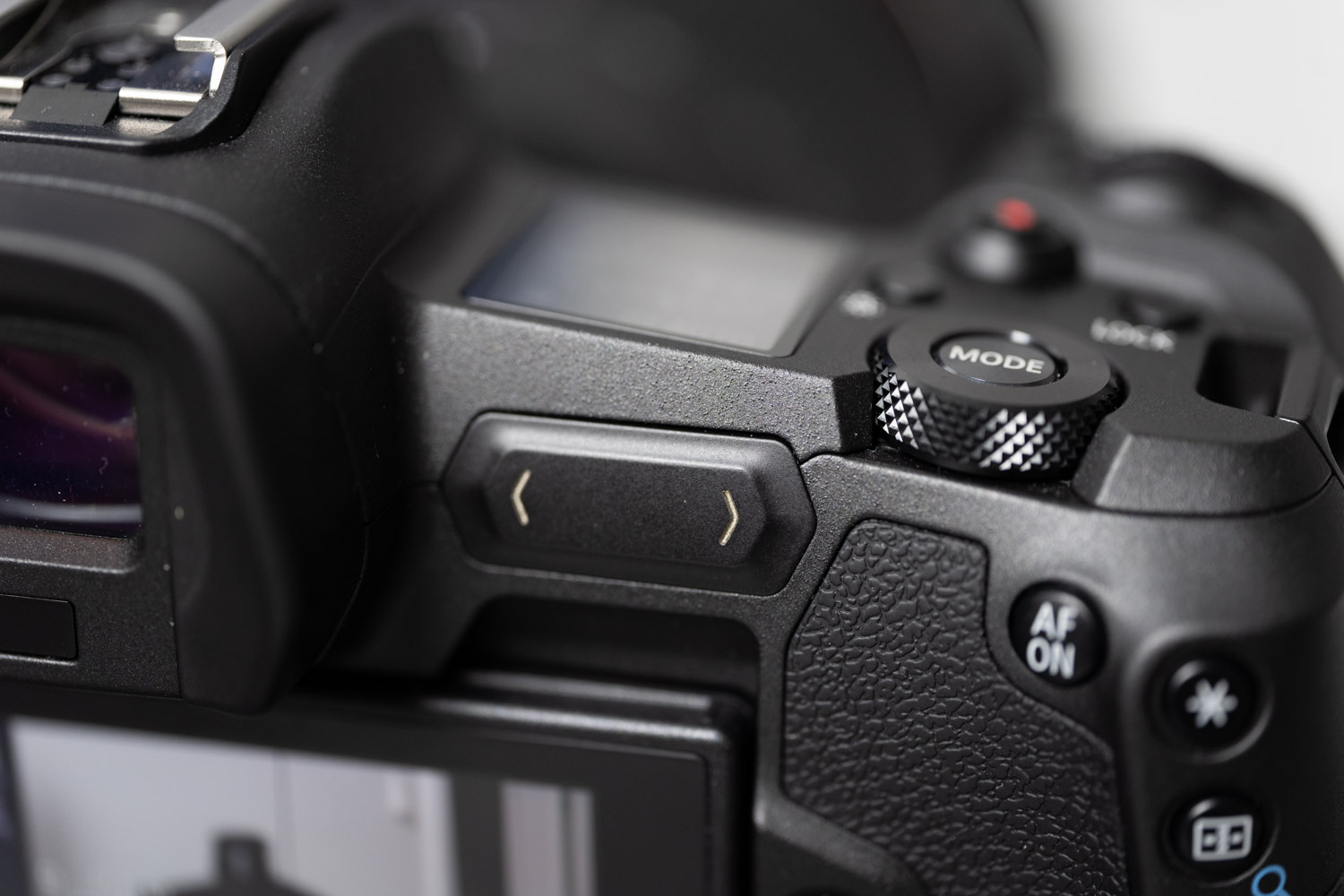 canon eos r recenzja class="wp-image-878539"
