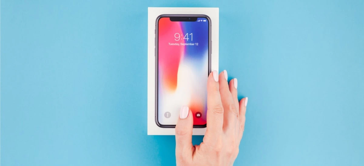 Kupił iPhone’a na Allegro, zwrócił go, ale sprzedawca nie chce mu oddać pełnej kwoty. O co tu chodzi?