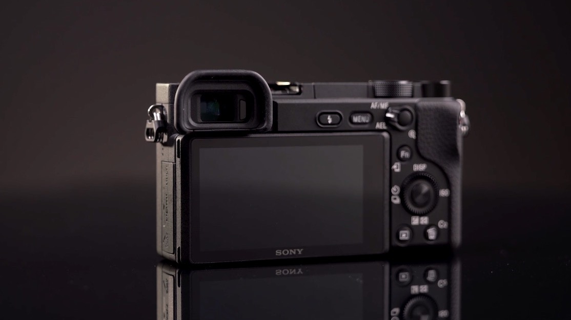 sony a6400 class="wp-image-869875" 