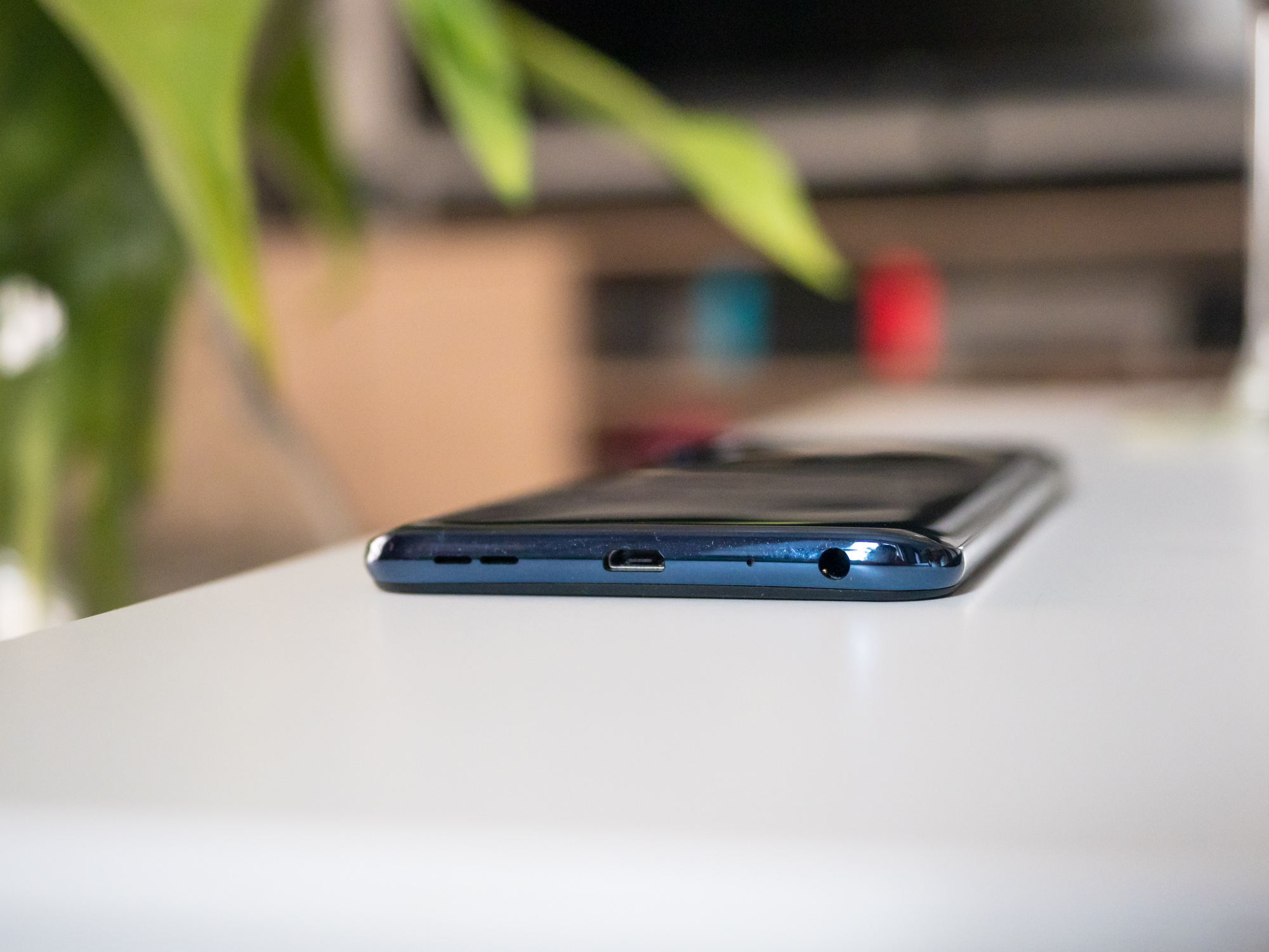asus zenfone max pro m2 class="wp-image-889795" 