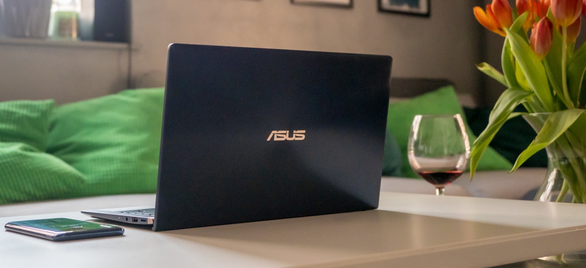 Asus UX433 - recenzja po miesiącu