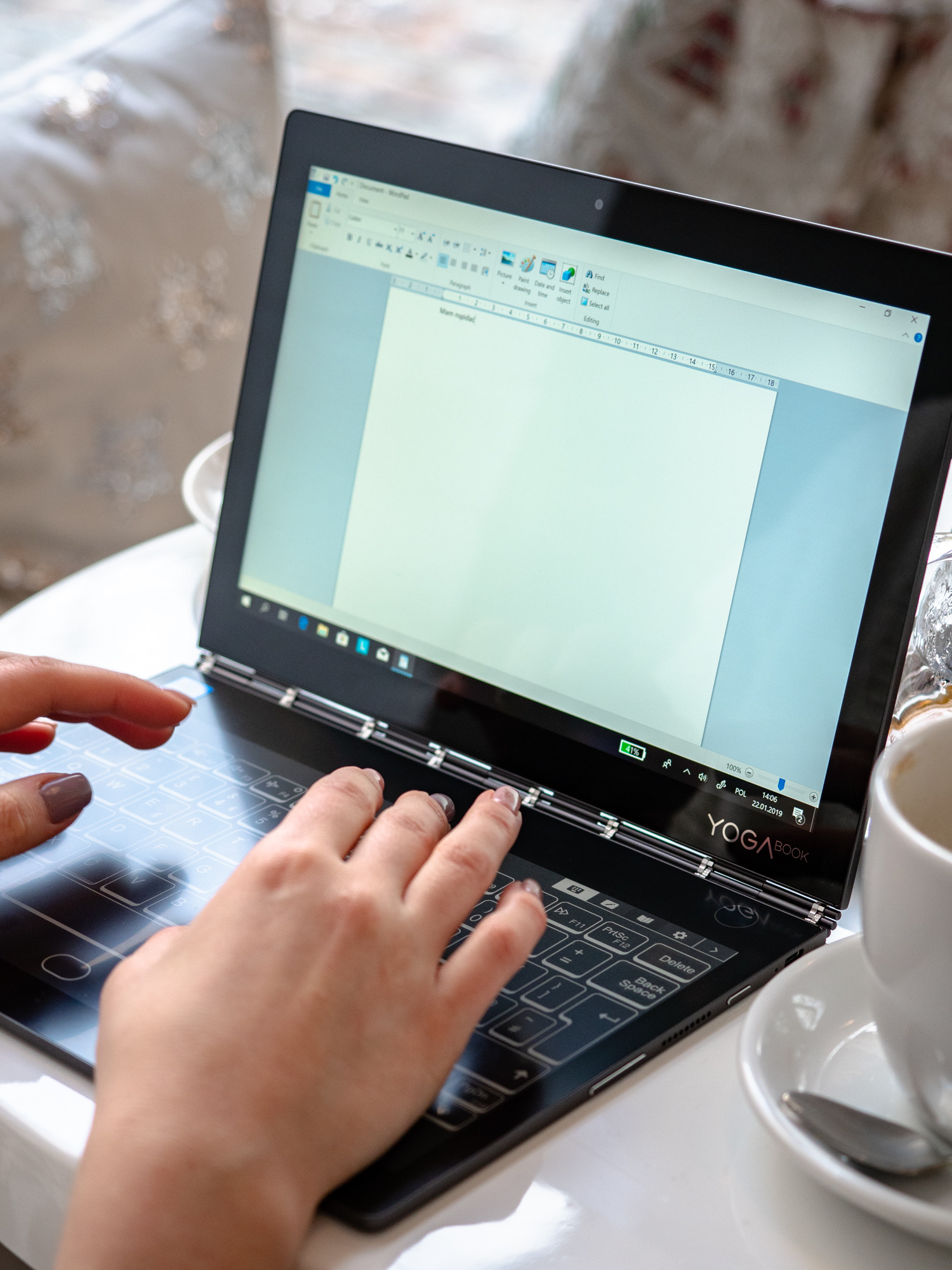 Lenovo Yoga Book C930 class="wp-image-888781" 