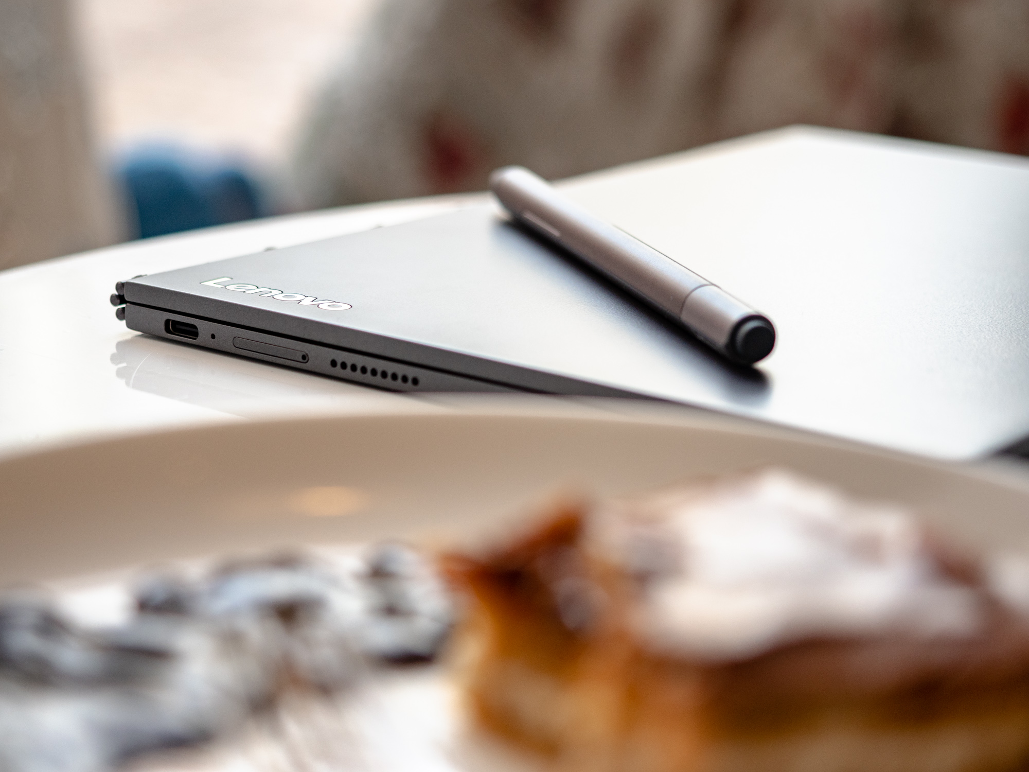 Lenovo Yoga Book C930 class="wp-image-888772" 