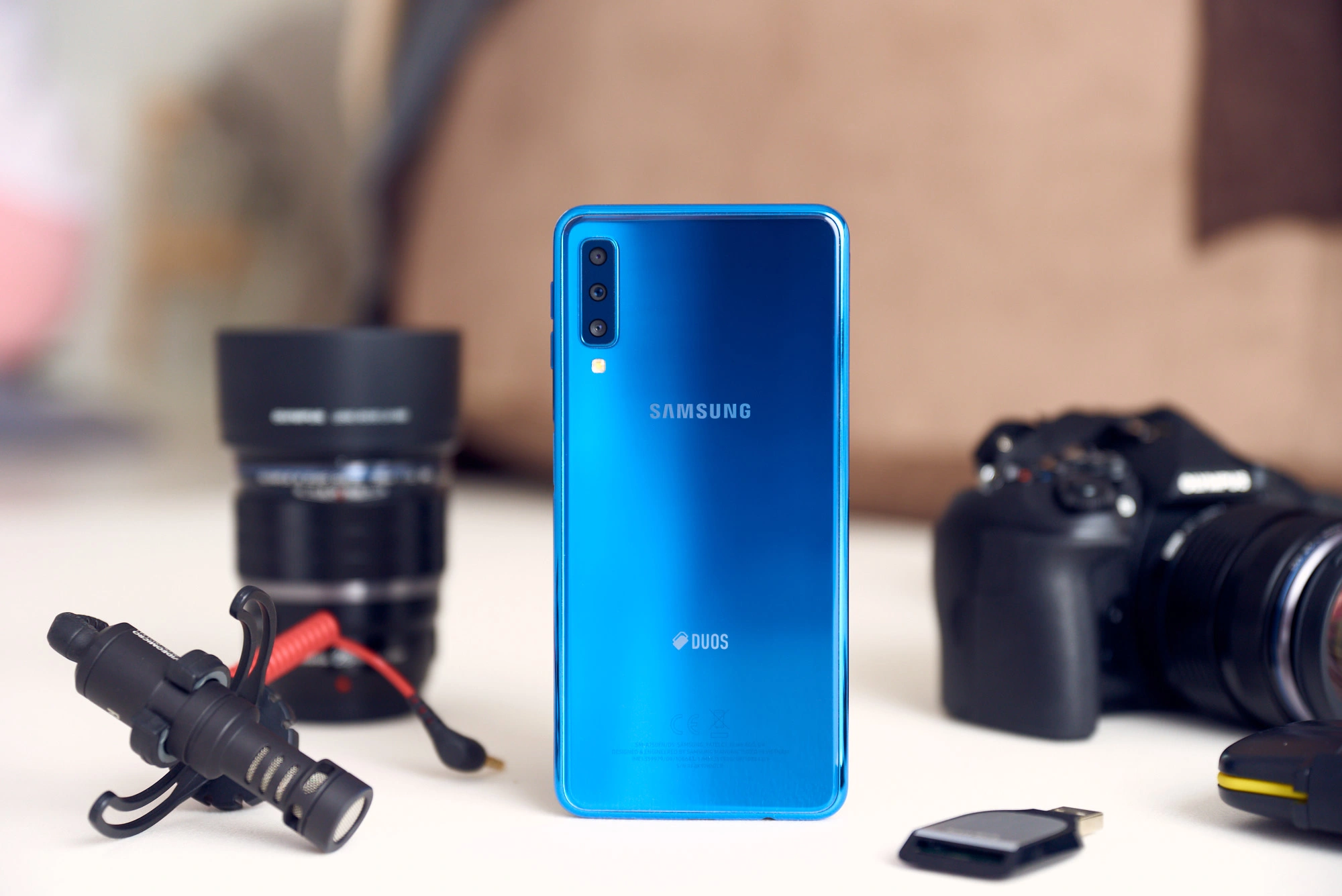 Samsung Galaxy A7 2018 class="wp-image-888448" 