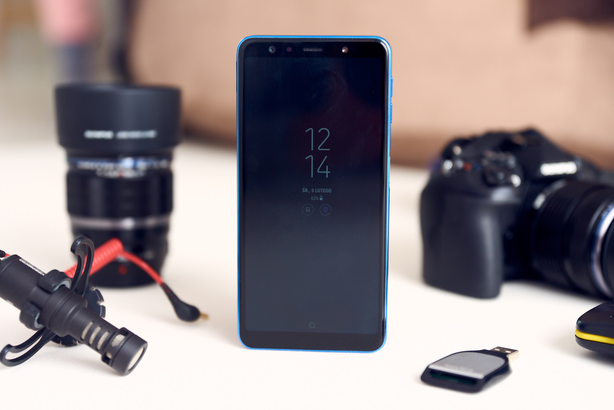 Samsung Galaxy A7 2018 class="wp-image-888451" 