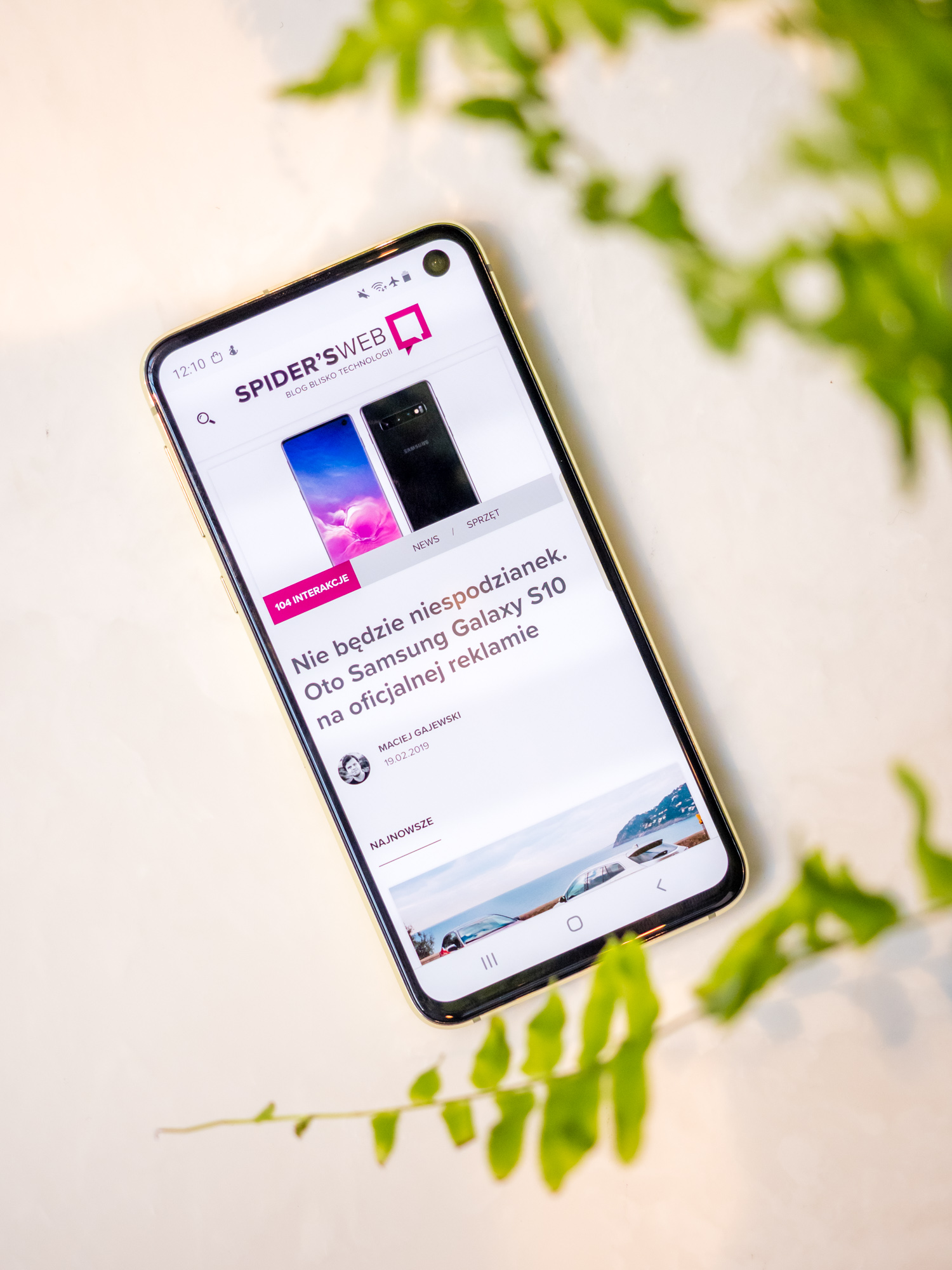 samsung galaxy s10e class="wp-image-890728" 