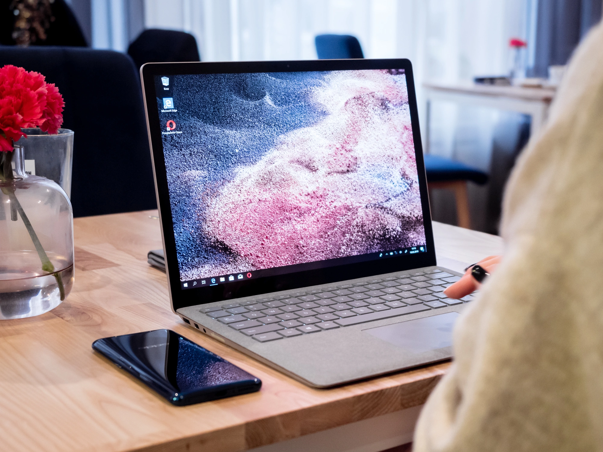 Surface Laptop 2 opinie class="wp-image-884068"