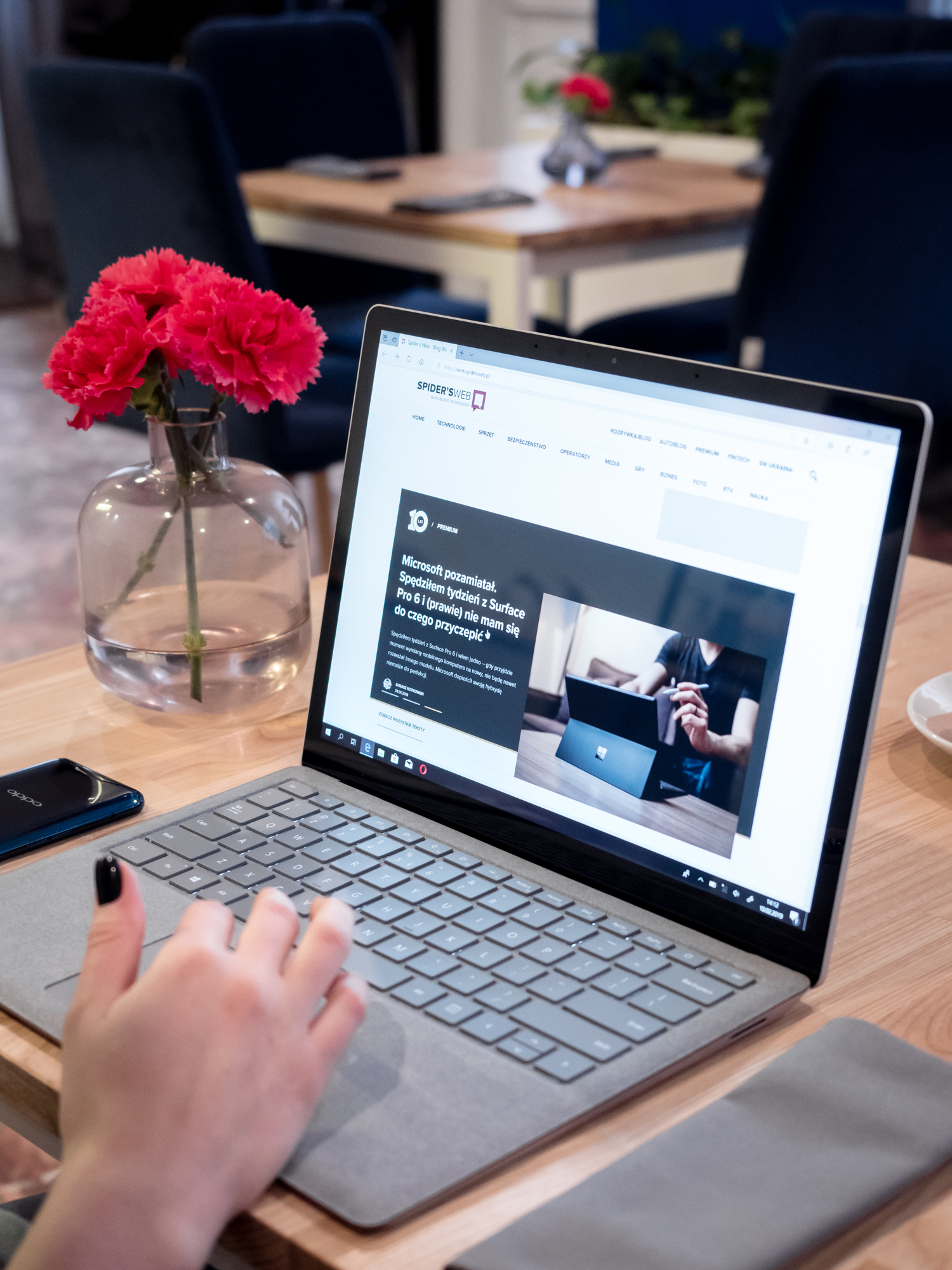 Surface Laptop 2 opinie class="wp-image-884092" 