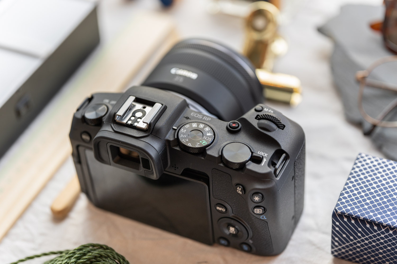canon eos rp class="wp-image-887200" 