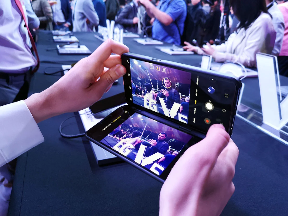 lg g8 v50 class="wp-image-893782" 