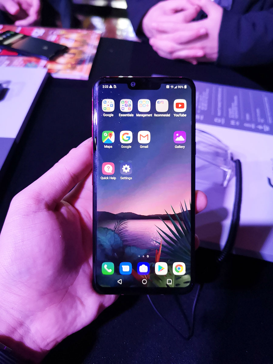 lg g8 v50 class="wp-image-893686" 