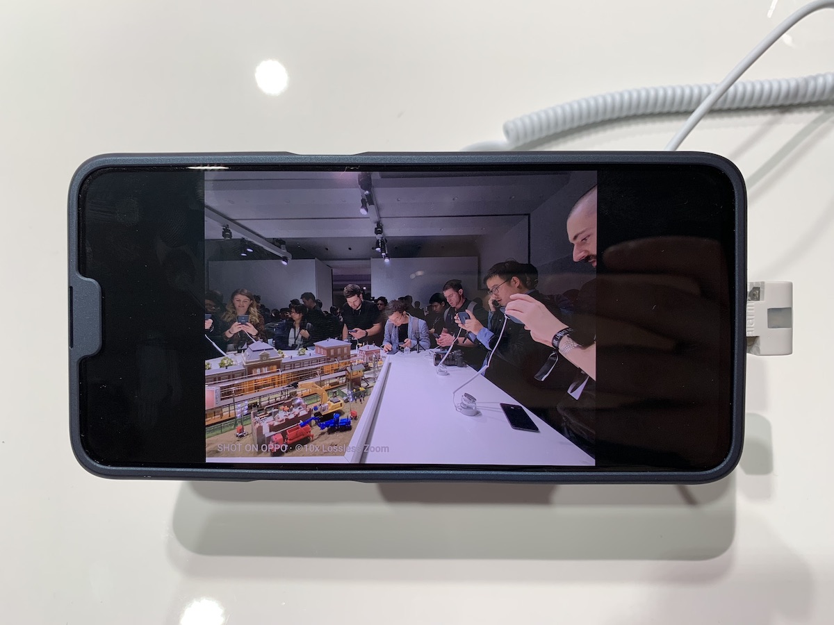 oppo mwc 2019 aparat zoom 10 class="wp-image-892912" 