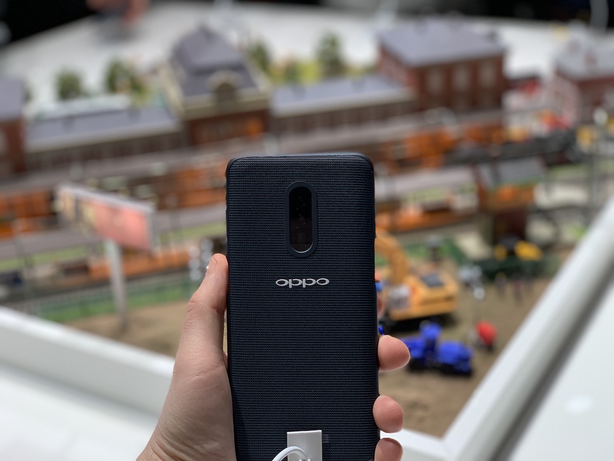 oppo mwc 2019 aparat zoom 10