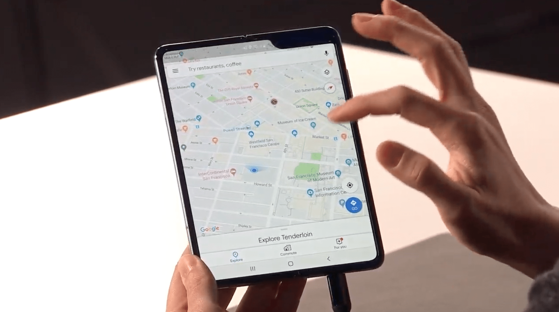 galaxy fold class="wp-image-891079" 