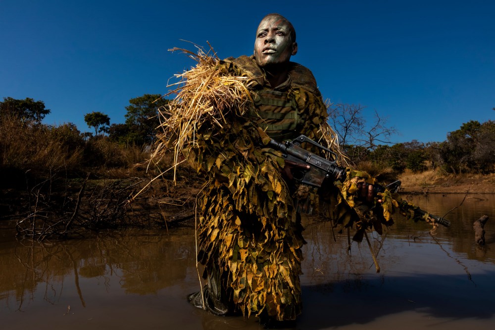 Fot. Brent Stirton / finalista w kategorii Dokument / SWPA class="wp-image-912264" 