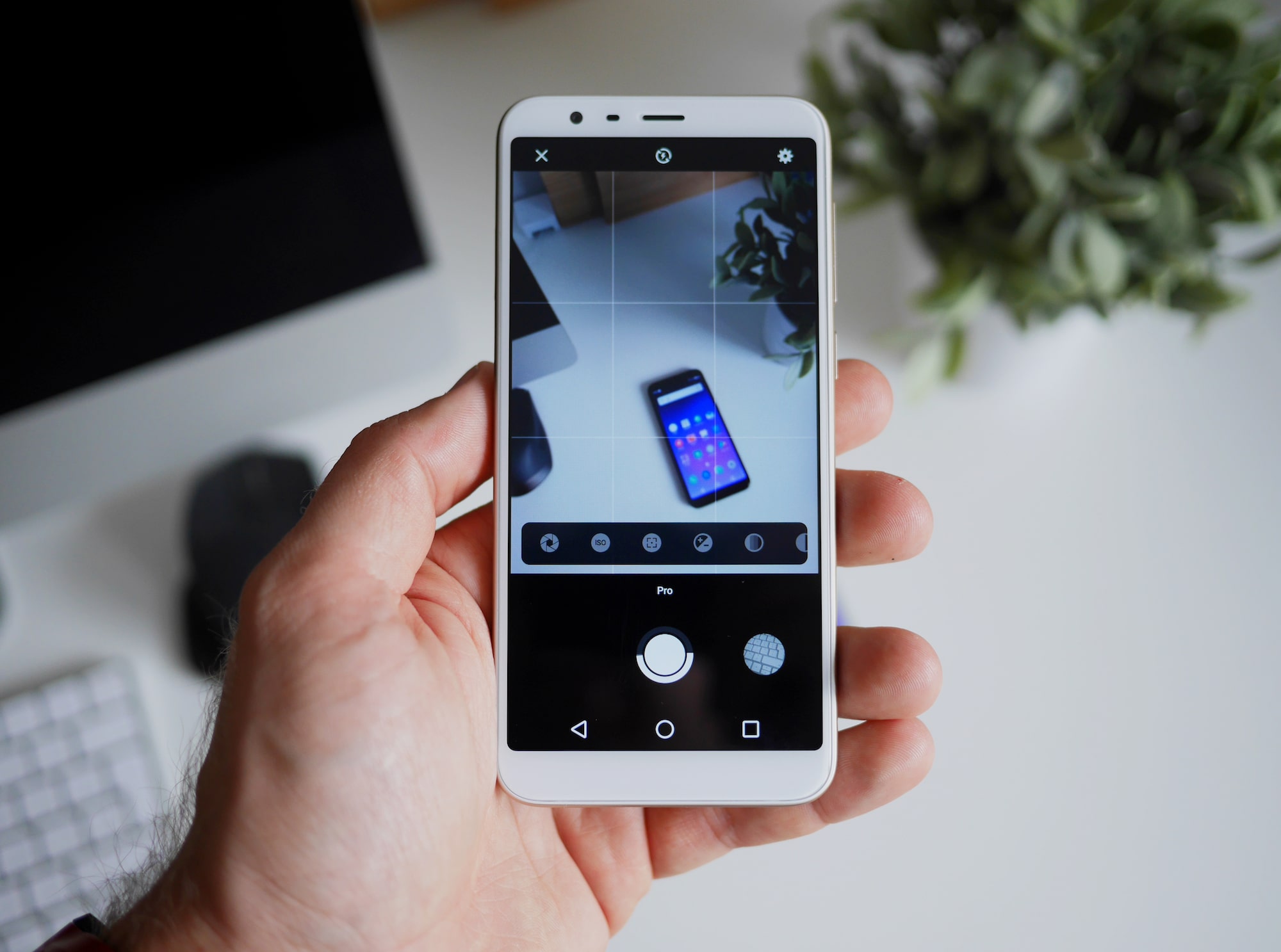Zestaw na bogato: smartfon Meizu M8C + powerbank + etui + folia na ekran. Cena? Tylko 399 zł