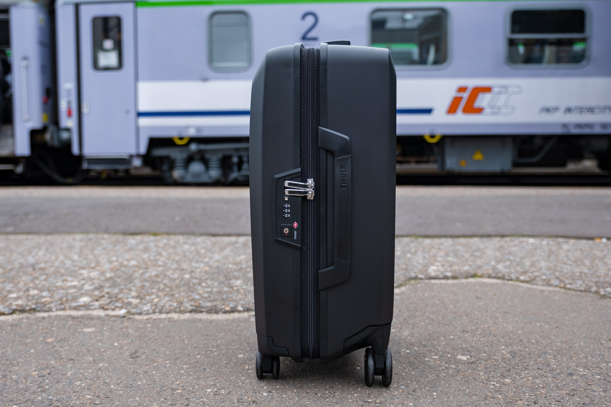 Thule Revolve class="wp-image-913740" 