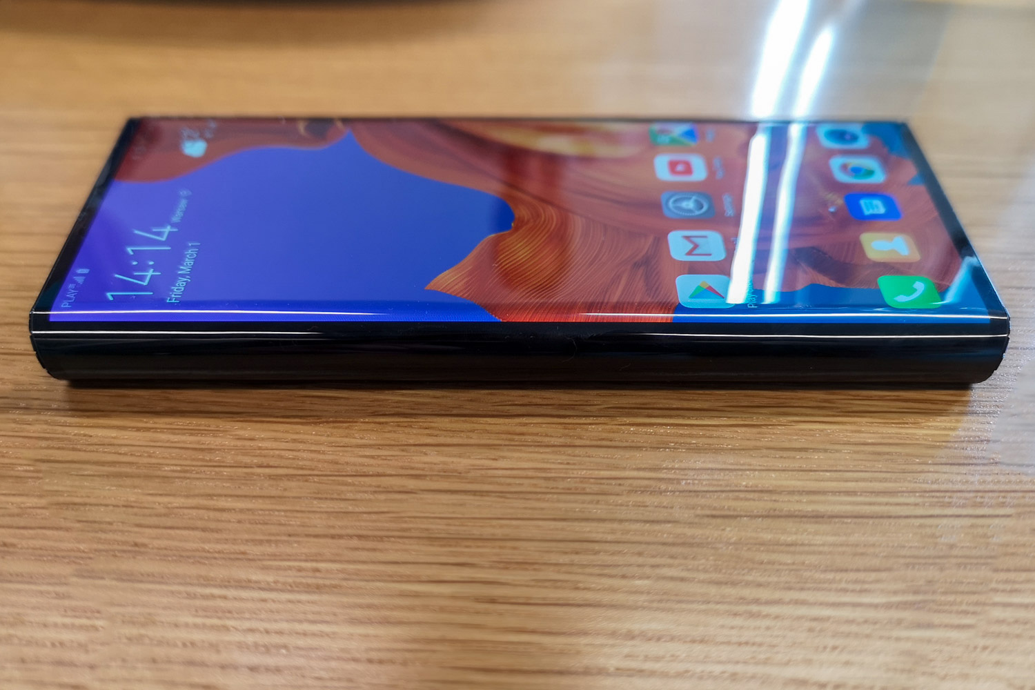 huawei mate x wrażenia class="wp-image-896896" title="Huawei Mate X - pierwsze wrażenia Spider's Web" 