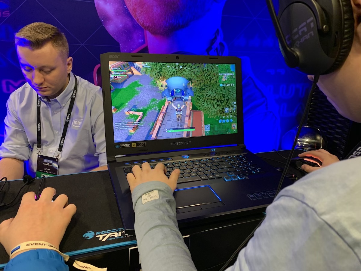 iem 2019 komputery 16 class="wp-image-897364" 
