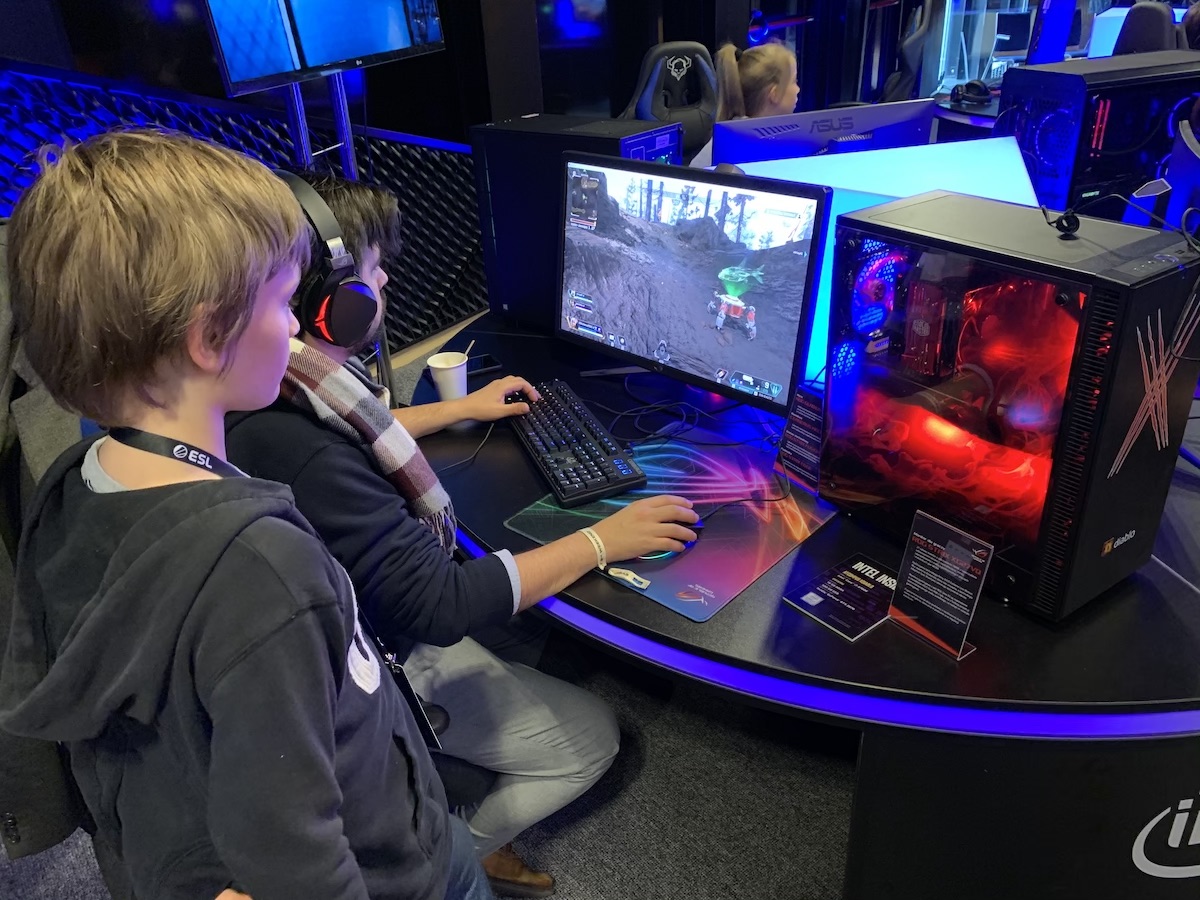 iem 2019 komputery 25 class="wp-image-897370" 