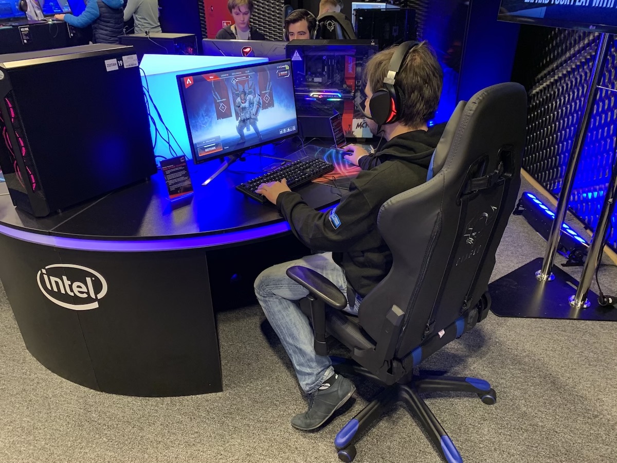 iem 2019 komputery 28 class="wp-image-897376" 