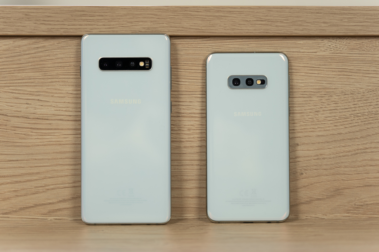 samsung galaxy s10e recenzja class="wp-image-907053" 