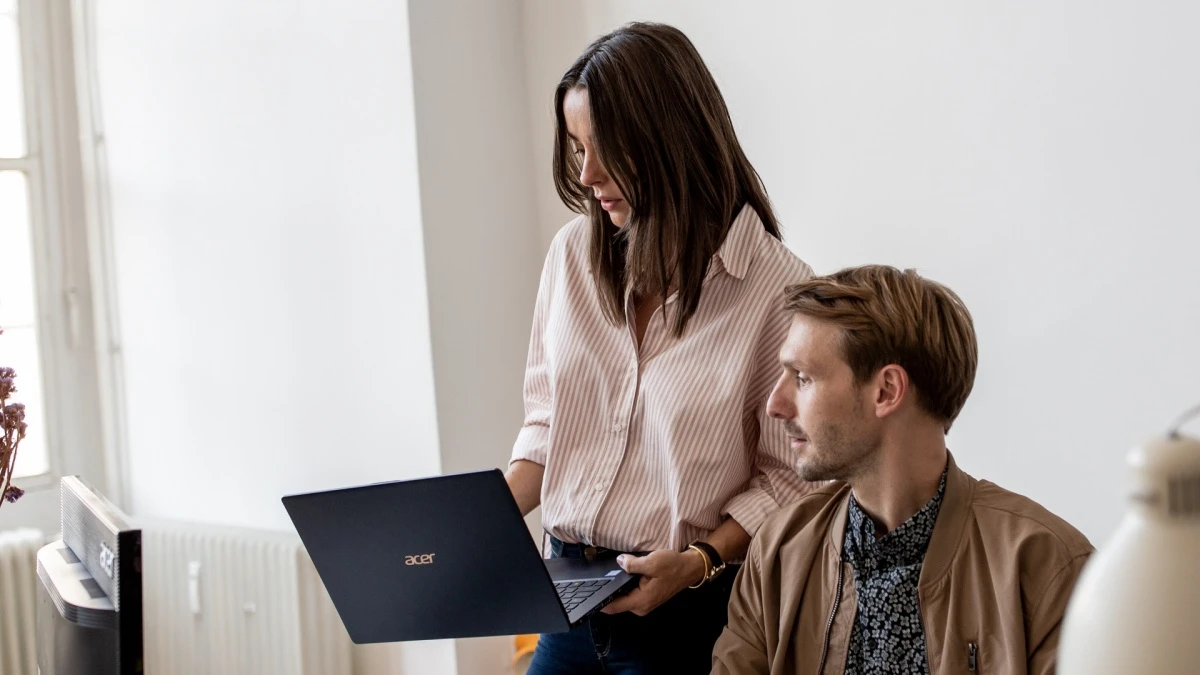 Acer Swift 5 Pro class="wp-image-928634" 