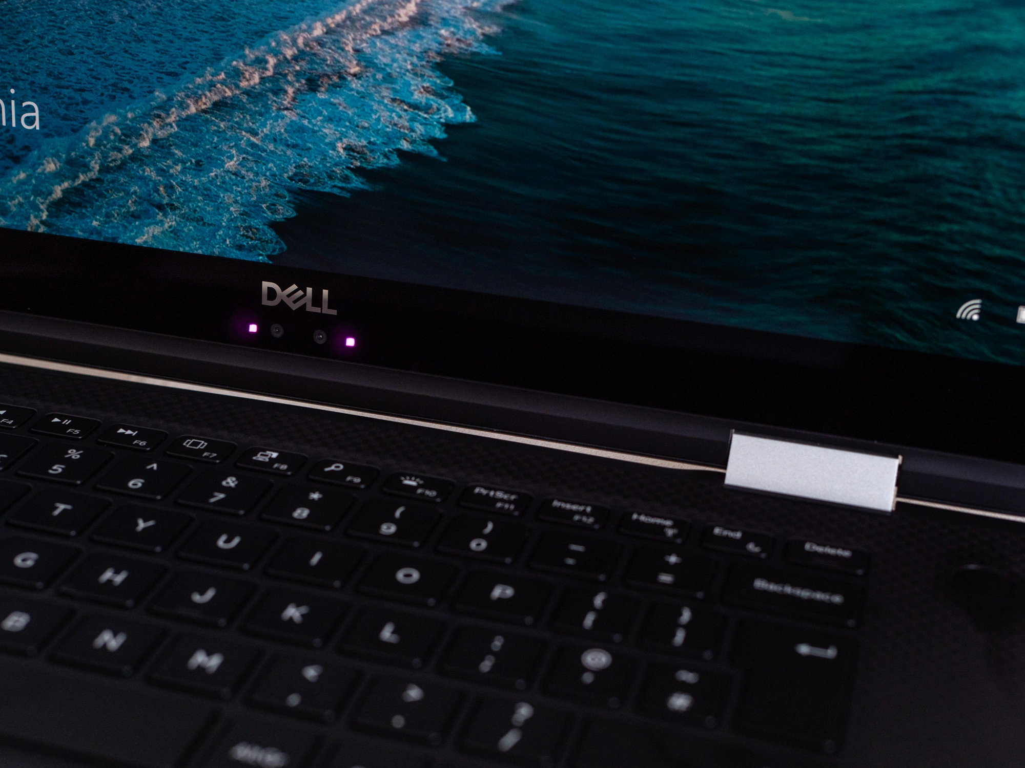 Dell XPS 15 2w1 class="wp-image-930245"