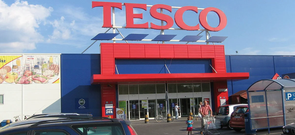 Polskie Tesco ucieka spod topora. A już było bliskie zamknięcia