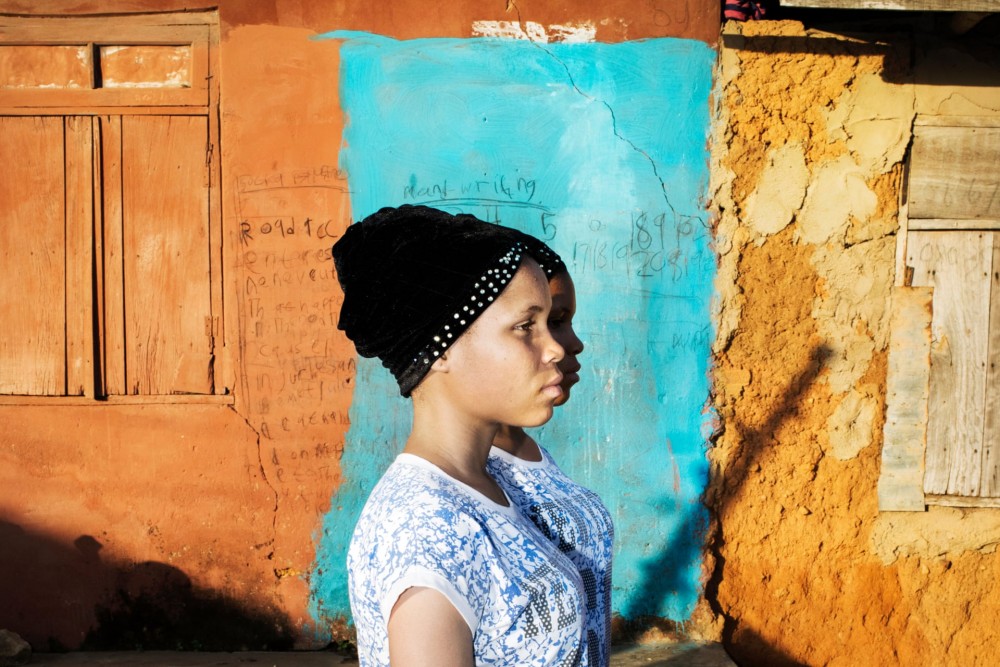Fot. Benedicte Kurzen &amp; Sanne de Wilde/Noor. I miejsce w kat. Portrety, historie. Nigdzie nie ma tylu bliźniaczych urodzeń, co w Nigerii. Niektóre wierzenia uważają je za święte, inne za przeklęte.  