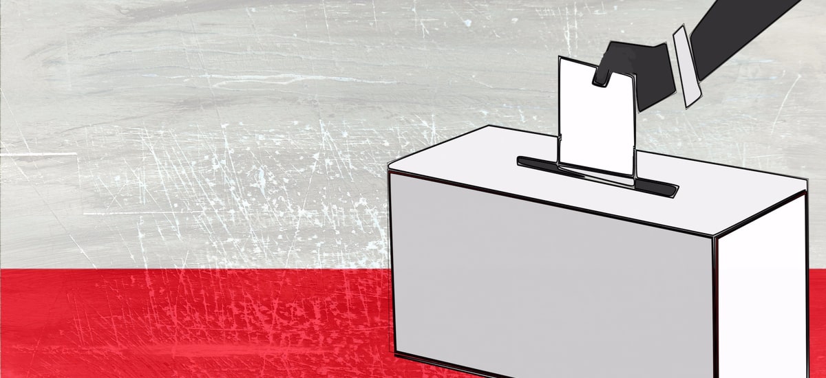 Politycy vs Facebook. Jak sztaby radzą sobie z nowymi zasadami serwisu