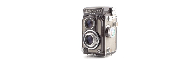 yashica aparat analogowy class="wp-image-930605" 