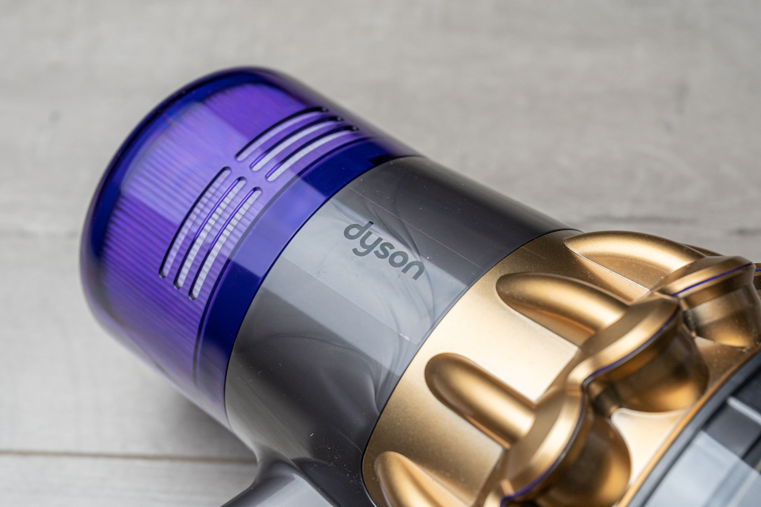 Dyson V11 absolutepro アブソルートプロ ゴールド ジャンク Dyson V11 absolutepro アブソルートプロ ゴールド ジャンク