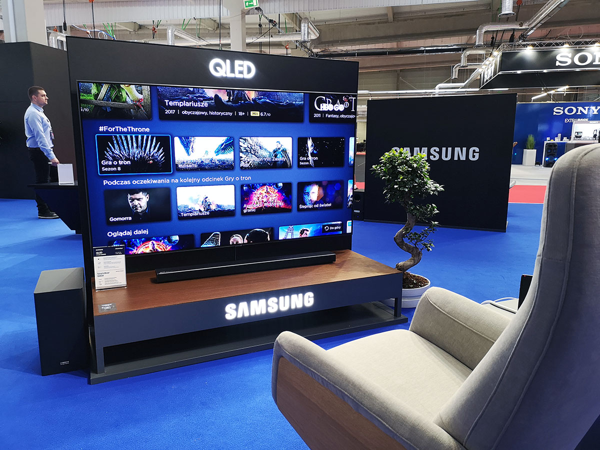 electronics show 2019 qled 8k class="wp-image-935198" 