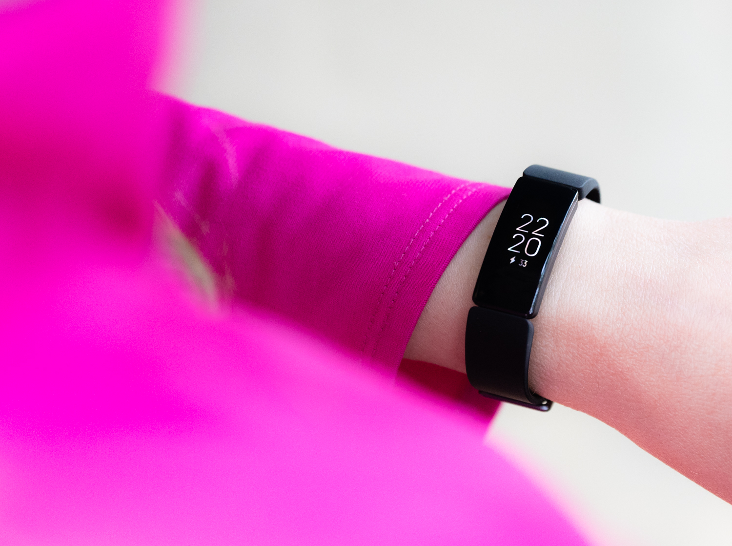Fitbit Inspire HR - recenzja Spiders's Web