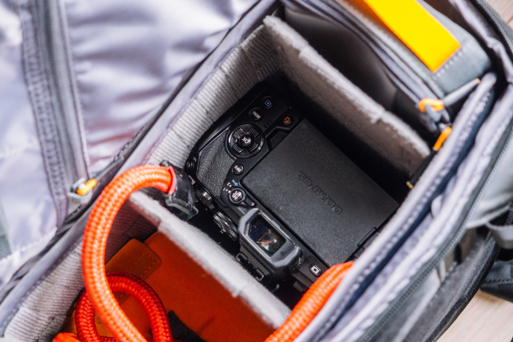 Lowepro FreeLine BP 350 AW class="wp-image-935927" 